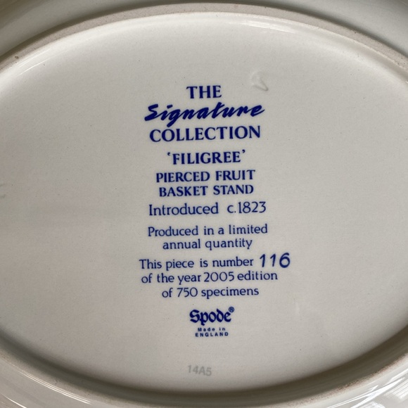 Limited Edition Pierced Fruit Basket - Spode Blue Room Signature Collection - Picture 10 of 10